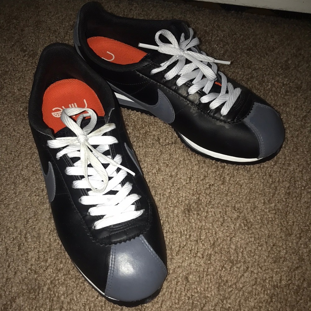 Nike Cortez womens 8